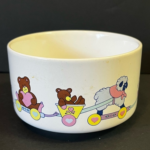 Vintage 1980s Animal Circus Train Wagon Bowl Pastel Retro Ceramic Nursery - Picture 1 of 9